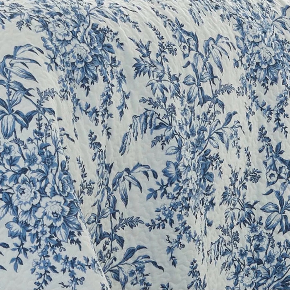 Laura Ashley Bedford Quilt And Sham Set King Delft - Picture 5 of 5